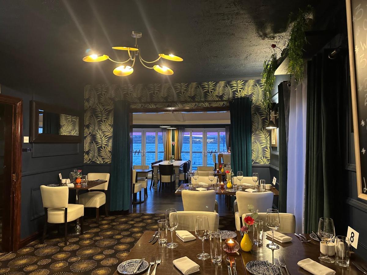 The Waterfront Boutique Hotel Стэнли Экстерьер фото