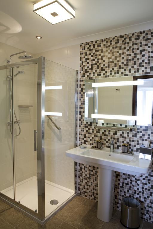 The Waterfront Boutique Hotel Стэнли Экстерьер фото